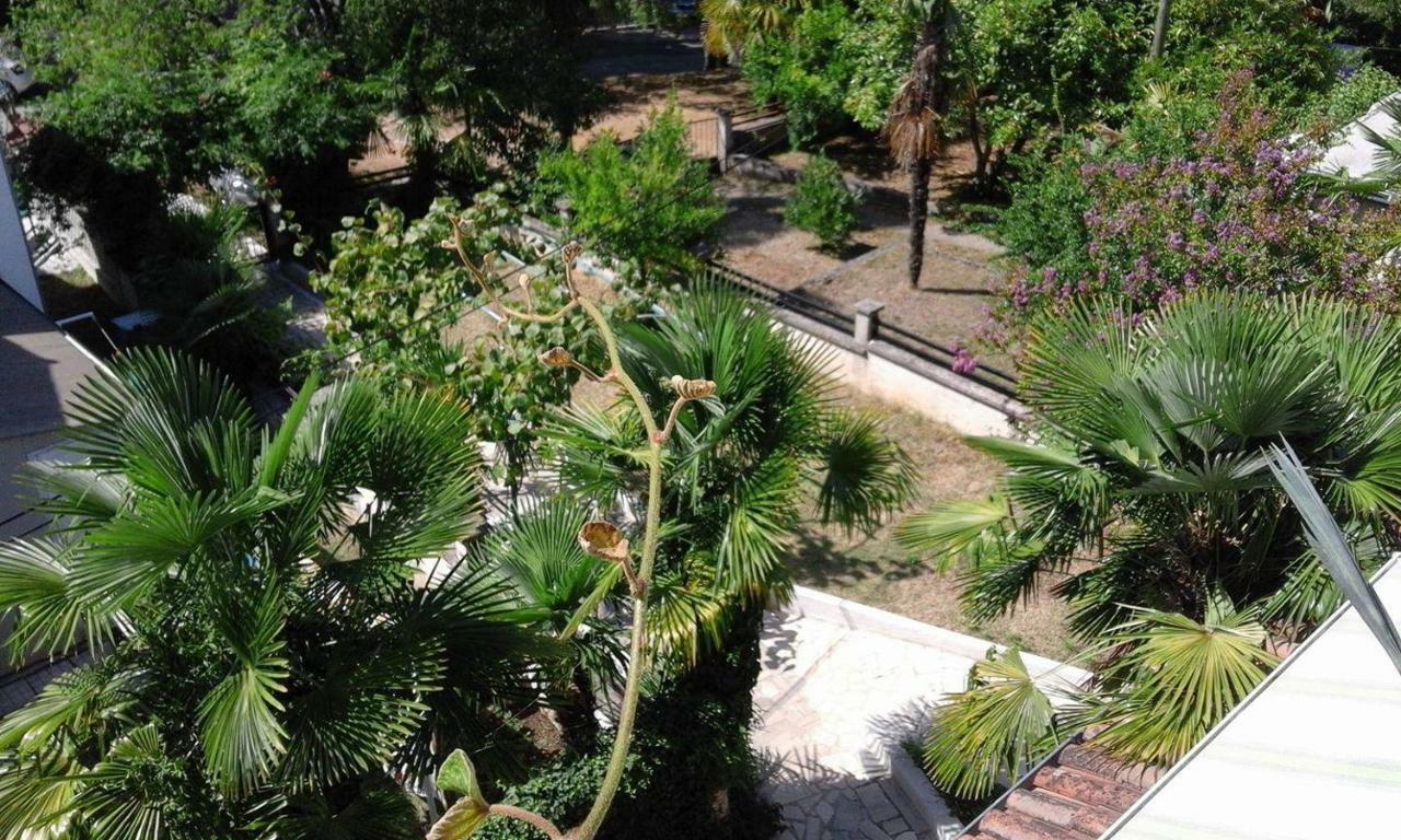 Apartment Jozefina Porec Exterior photo
